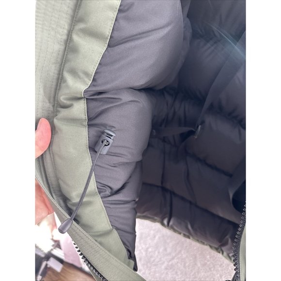 North Face Trans Antarctica Expedition Mcmurdo Faux Fur Coat L Parka worn once - Picture 13 of 16